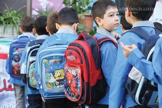 متحدالشکل شدن لباس فرم مدارس دغدغه مسئولین  نشده